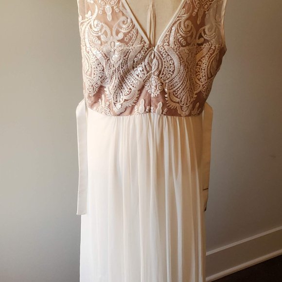 RM Richards Full Length Cream Gown size 16 elegant formal - Picture 5 of 5